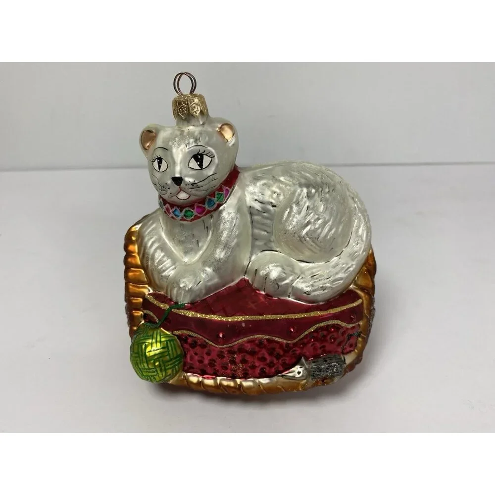 Christopher Radko Christmas Ornament Persian Cat On Bed Yarn‎ PURRfect Vintage
